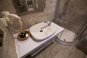 Hanedan Suit Hotel