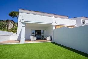 Cabopino House