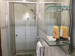 Amariah Guest House