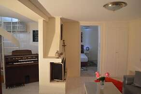 Luxury Villa Suites Lagonissi