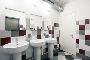 Makarov Hostel