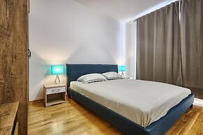 Baratero Opera Apartment