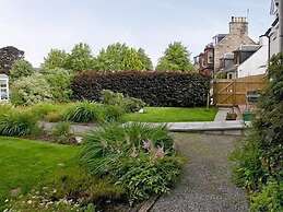 Tulach Ard House