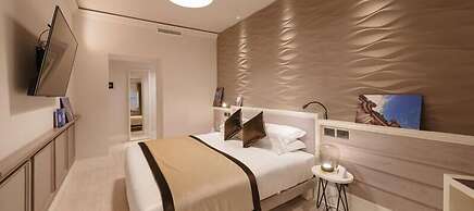 Rhea Silvia Luxury Navona