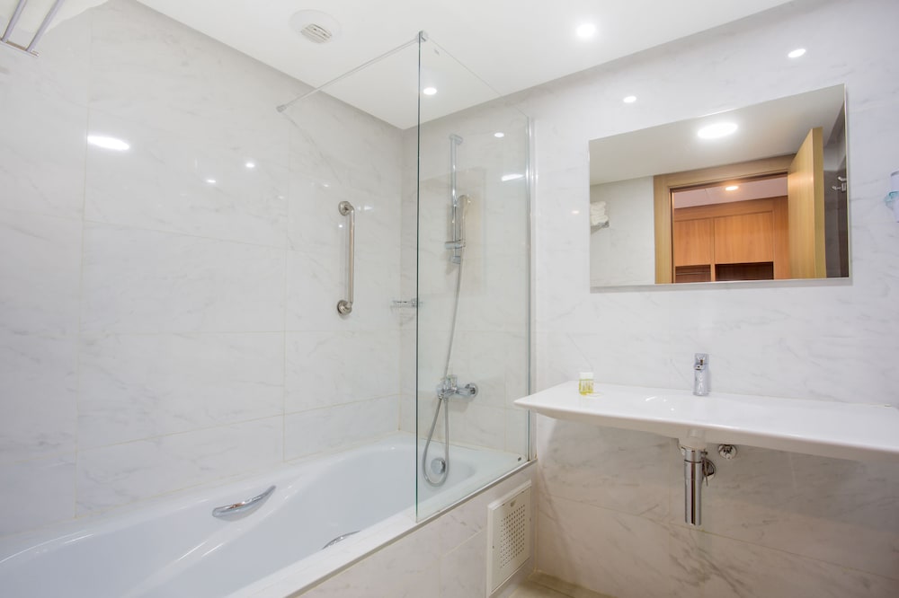 Fredj Hotel and Spa