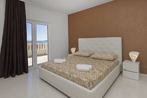 Villa Tramonto