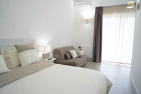FEMily B&B