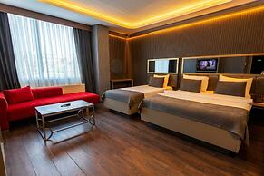 216 Eagle Palace Suite