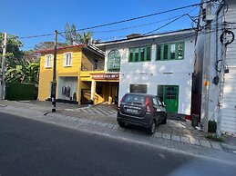 Fortkochi Beach Inn