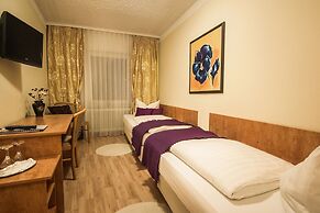 Hotel Loehr