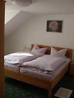 Hotel Loehr