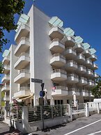 Wally Residence