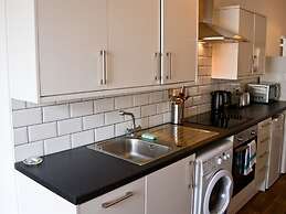 Corner House Apartment
