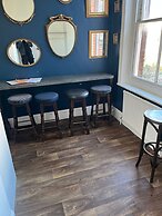Corner House Apartment