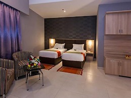 Florida Square Hotel