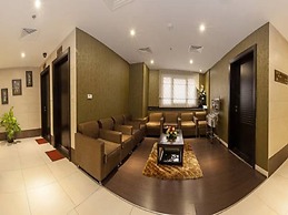 Florida Square Hotel