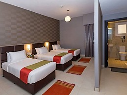 Florida Square Hotel