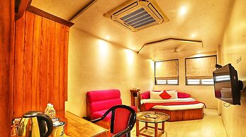 Hotel Amrta