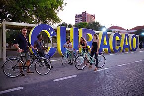 Bed & Bike Curacao Hostel