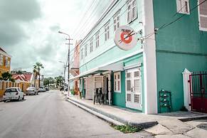 Bed & Bike Curacao Hotel