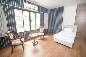Chanthaburi Center Hotel