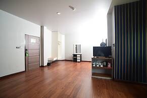 Chanthaburi Center Hotel