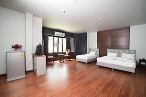 Chanthaburi Center Hotel