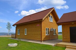 Woods Lake Resort
