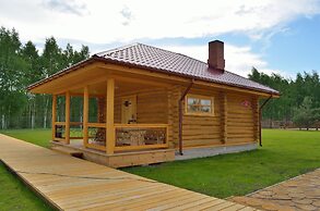 Woods Lake Resort