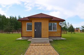 Woods Lake Resort