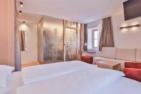 Belvenu Boutique Hotel
