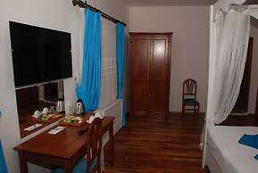 Mavi Inci Park Otel