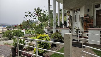 Marvel Hills Kandy