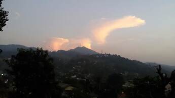 Marvel Hills Kandy