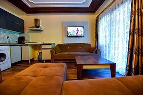 Ada Bungalow Hotel