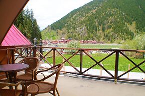 Ada Bungalow Hotel