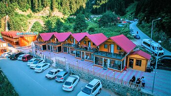 Ada Bungalow Hotel