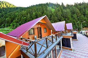 Ada Bungalow Hotel