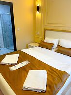 Mego Suite Otel