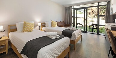 Westciti Caroco Aparthotel