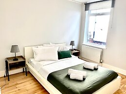 Westciti Caroco Aparthotel