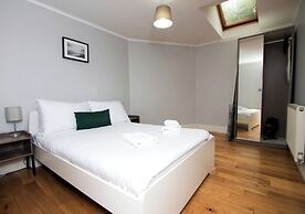 Westciti Caroco Aparthotel