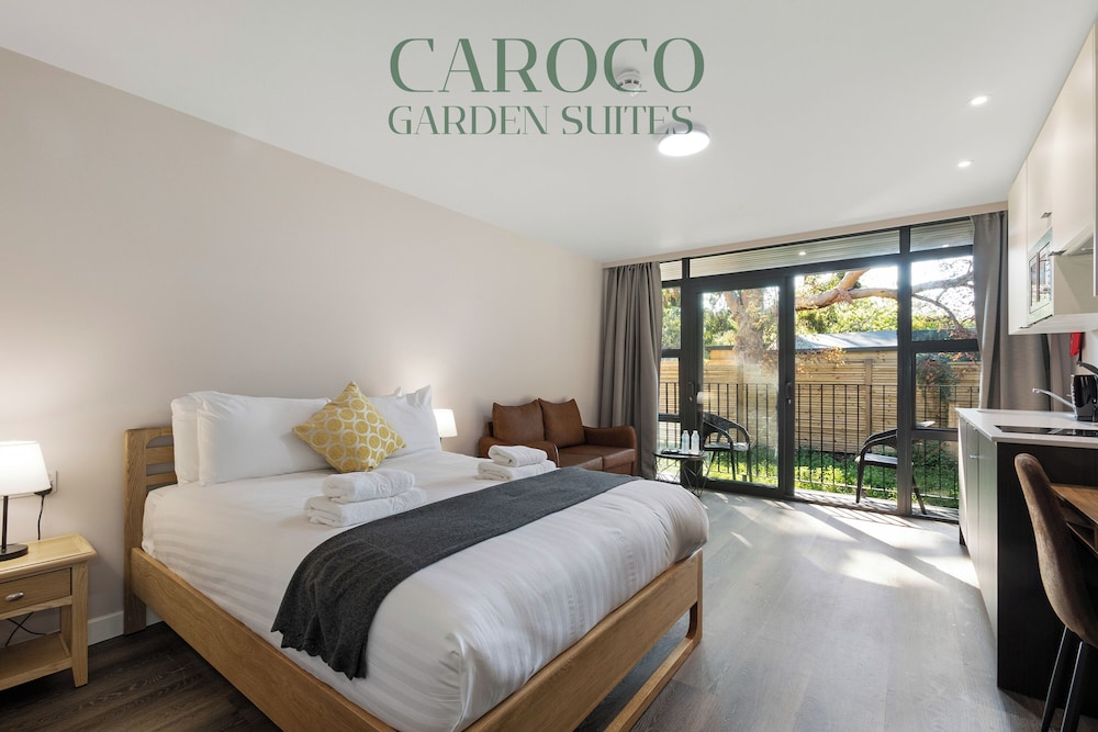Westciti Caroco Aparthotel