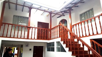 Intiraymi Guest House