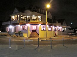 McCloud House