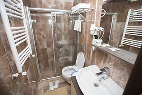 Yayla Otel