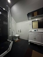 S&L Boutique Hotel