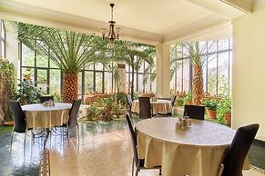 S&L Boutique Hotel
