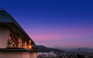 Kaminoyama Azumaya