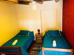 Hostal Inti Para - Hostel